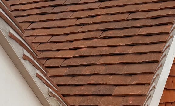 Tiled roofs — roofing finish example